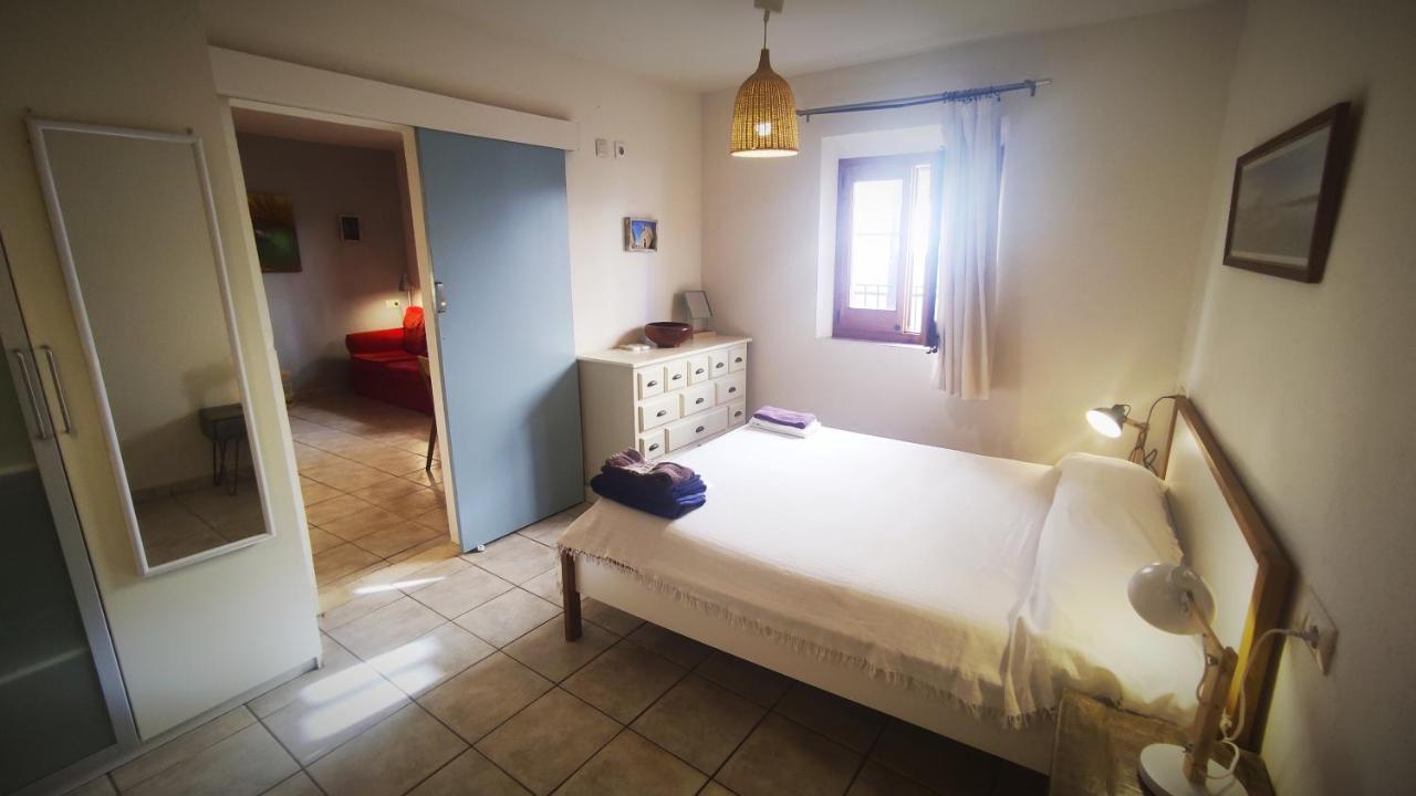 דירות סנט מרטי ד'אמפורייס La Casa Al Roura מראה חיצוני תמונה