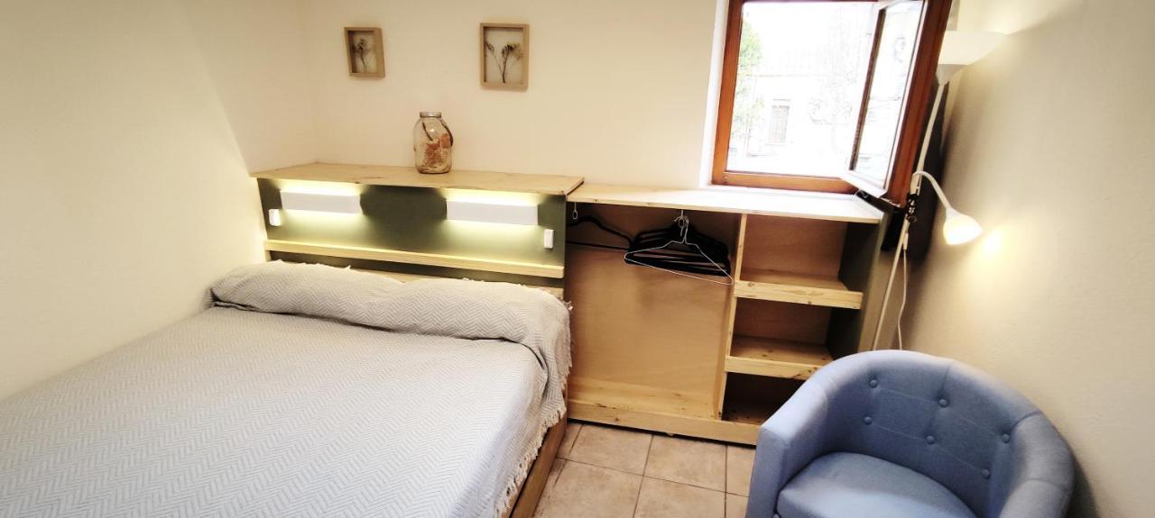 דירות סנט מרטי ד'אמפורייס La Casa Al Roura מראה חיצוני תמונה